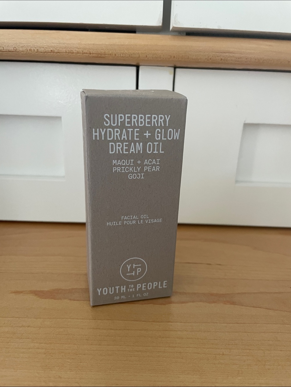 Youth To The People Superberry Hydrate + Glow Dream Oil - Gray